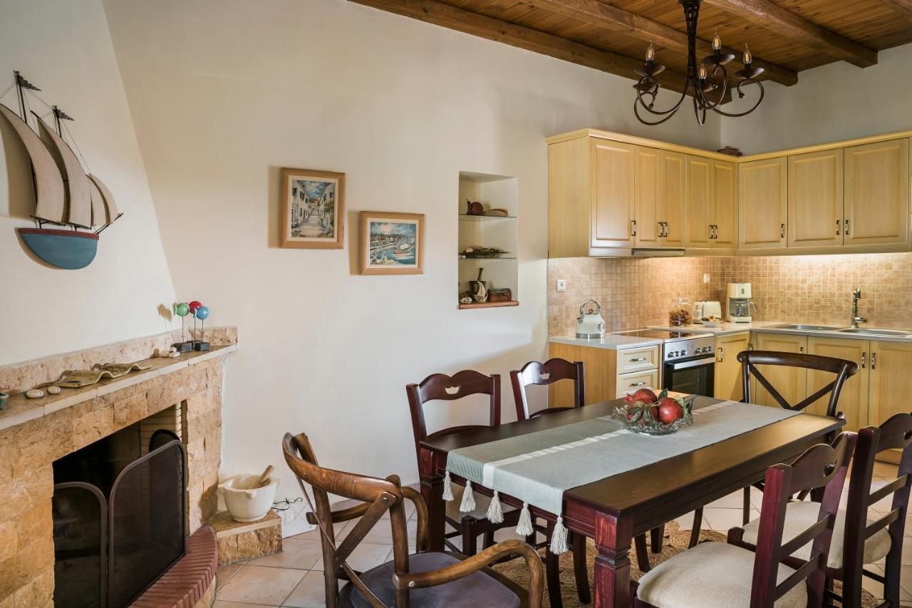 Traditional Stone House Anofli 1843 Fiskardo Kefalonia Екстер'єр фото